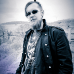 Startseite Bild Slider Blutkrähe cool